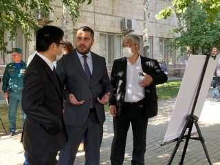 talks between deputy Minister and Harada-san